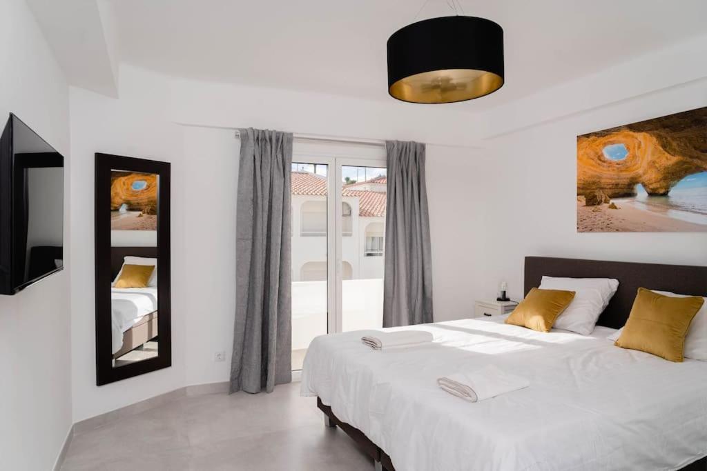 Carvoeiro Roof Top Apartment, Next To The Beach! 외부 사진